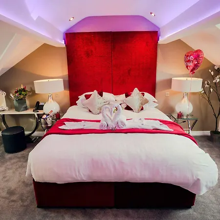 酒店 Aphrodites Group - Luxury Hot Tub In District!