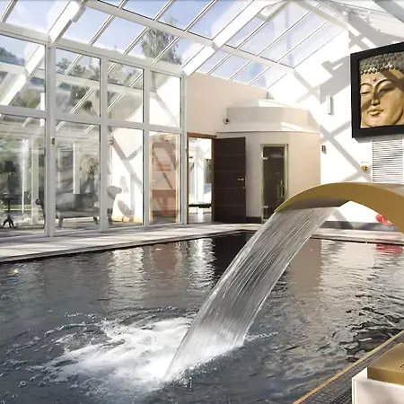 酒店 Aphrodites Group - Luxury Hot Tub In District! 鲍内斯温德米尔