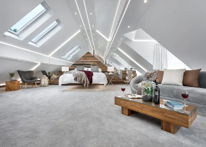 Hotel Aphrodites Group - Luxury Hot Tub In District! Bowness-on-Windermere