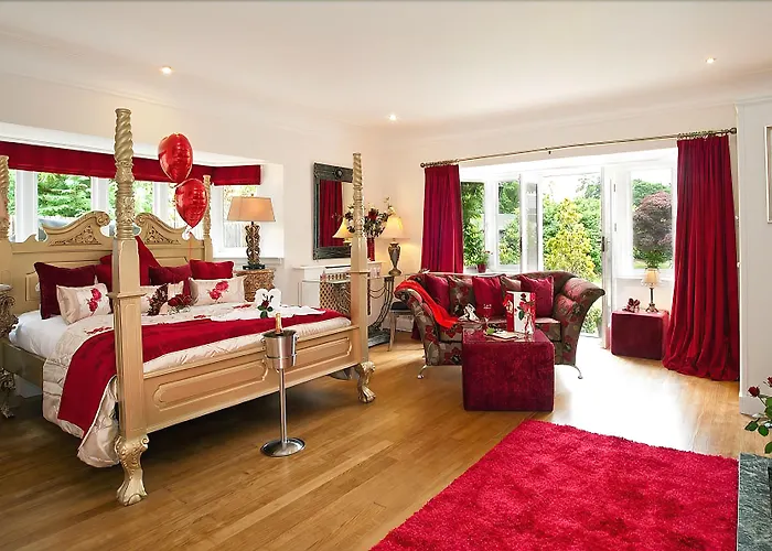 Aphrodites Group - Luxury Hot Tub In District! Hotel Bowness-on-Windermere