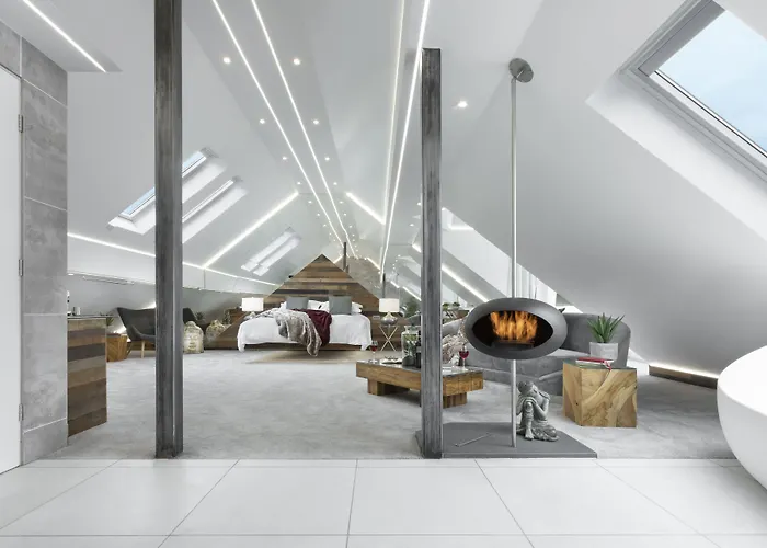 Hotel Aphrodites Group - Luxury Hot Tub In District! Bowness-on-Windermere