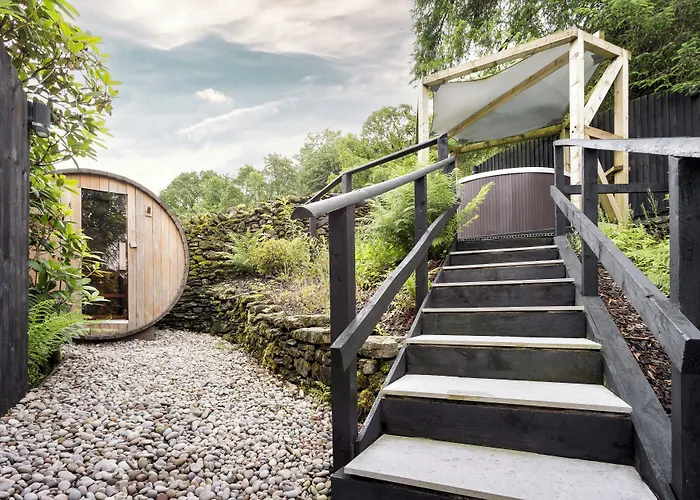 Aphrodites Group - Luxury Hot Tub In District! 5* Bowness-on-Windermere