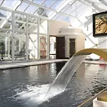 Hotell Aphrodites Group - Luxury Hot Tub In District! Bowness-on-Windermere