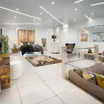 Hotell Aphrodites Group - Luxury Hot Tub In District! Bowness-on-Windermere