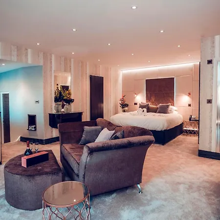 Hotel Aphrodites Group - Luxury Hot Tub In District! Bowness-on-Windermere